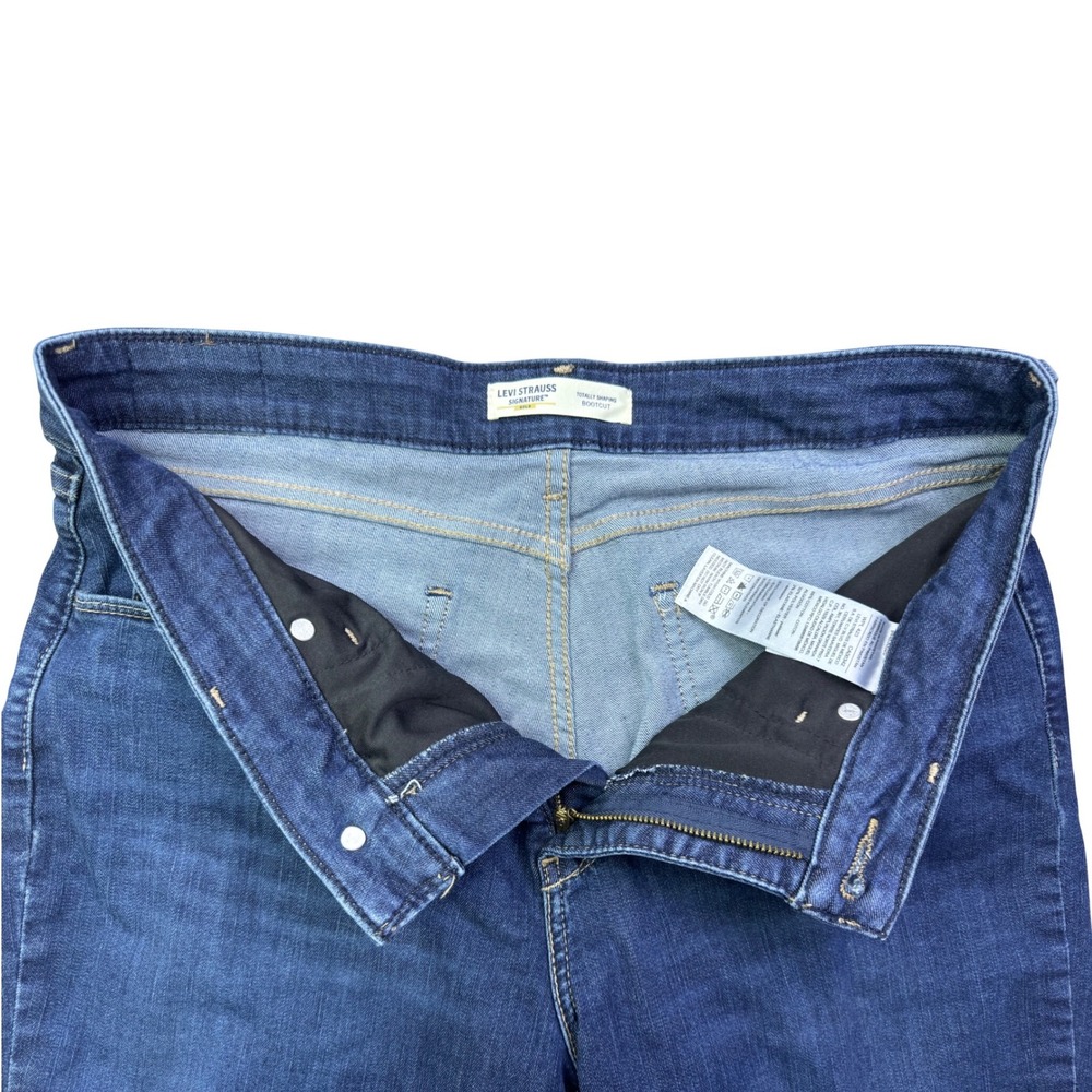 Levi Strauss Signature Gold Totally Shaping Bootcut Jeans Medium Wash Womens 12 - Picture 5 of 13